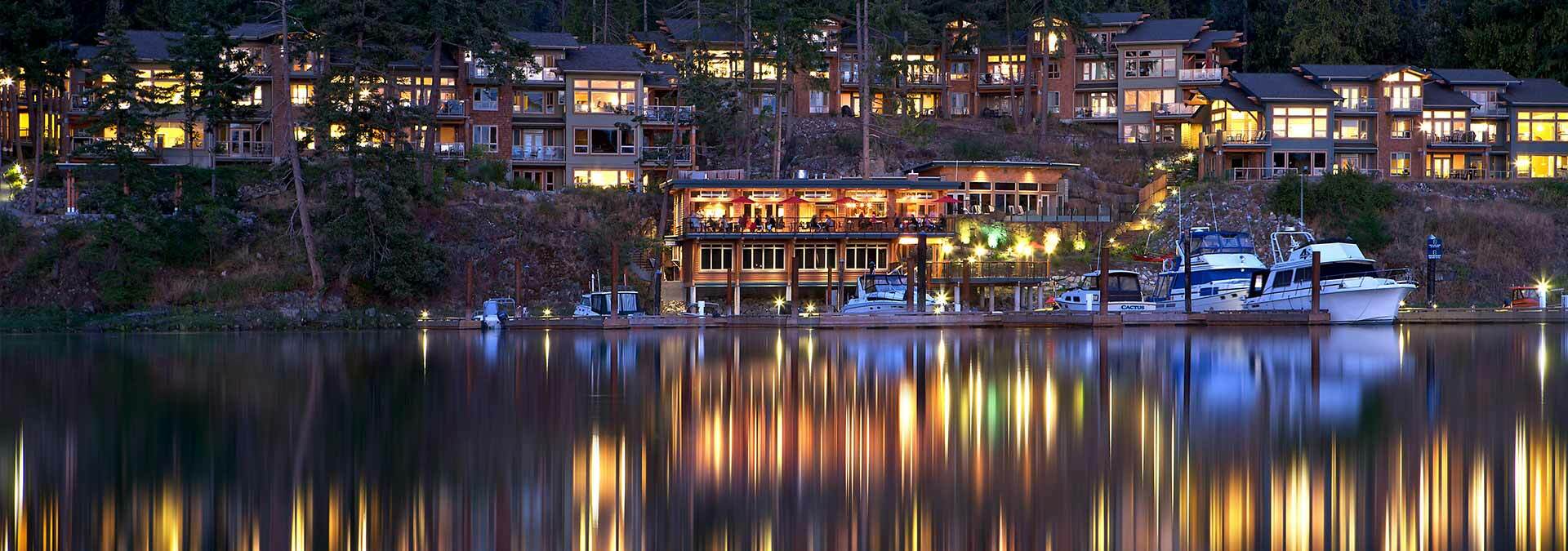 Painted Boat Resort Spa And Marina Madeira Park Exteriör bild